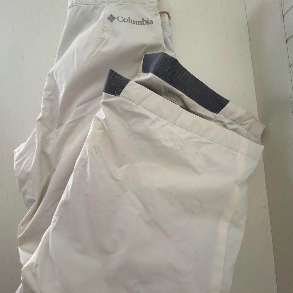 Columbia Kids Off-White Sky Pants.